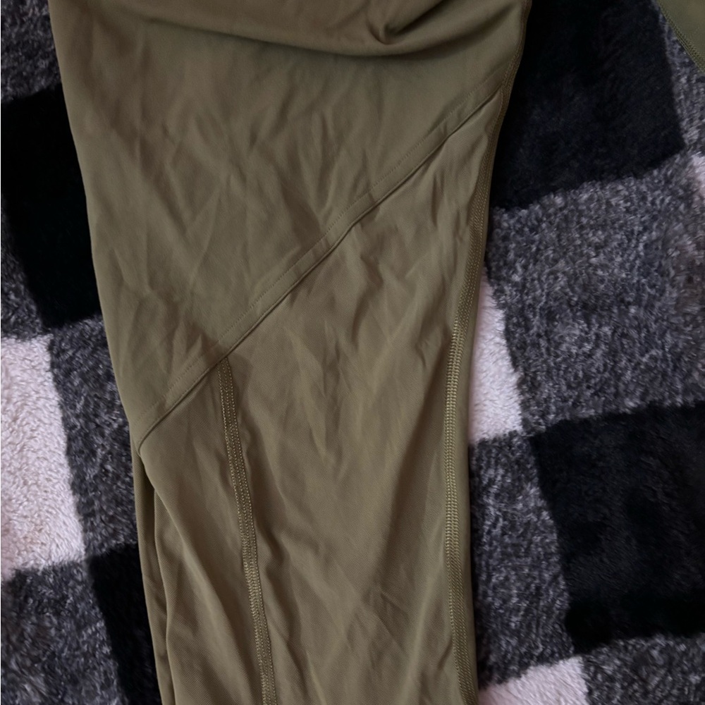 Lululemon nulu crisscross mesh tight sz10 - Picture 13 of 15